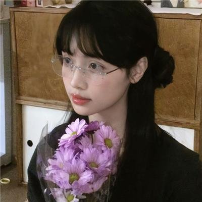 早餐时女歌迷快闪